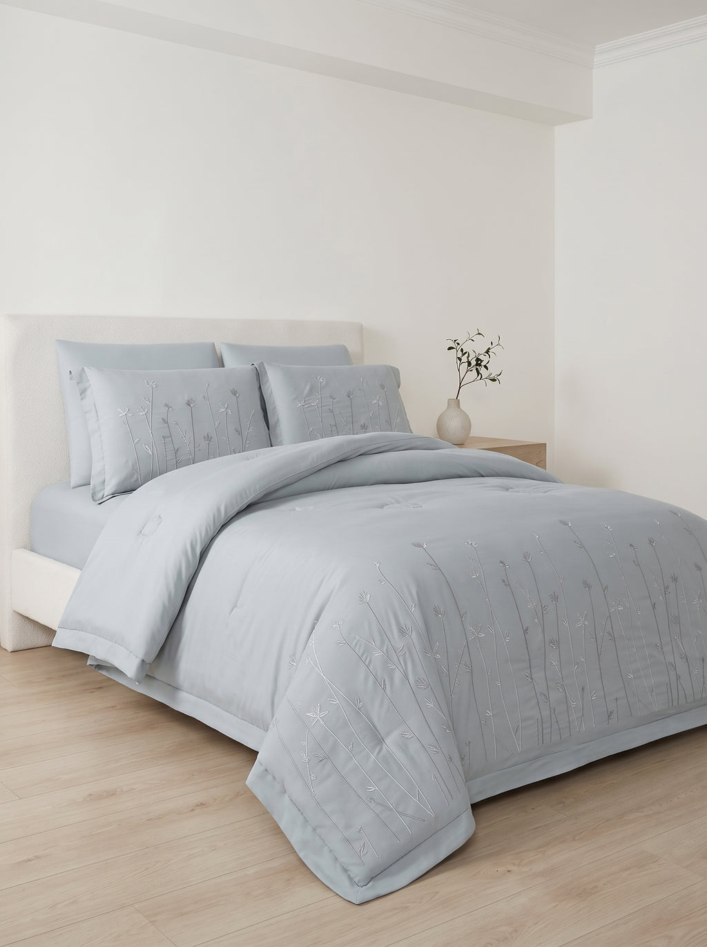 Venice Lara Embroidered King Comforter Set, 6 Pieces