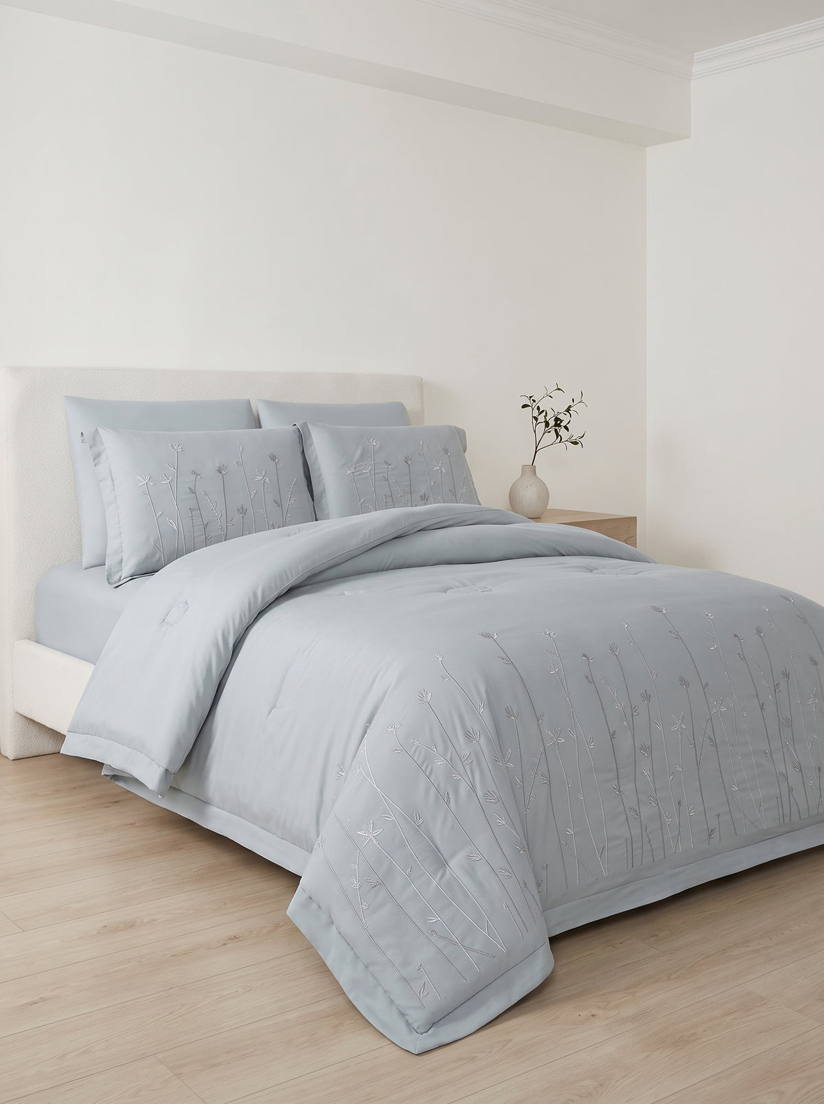 Venice Lara Embroidered King Comforter Set, 6 Pieces