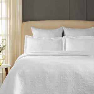 King Size Embossed Comforter 4pcs set