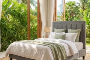 300 A Grey Bed