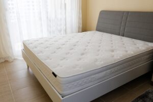 Best medical mattress for back pain in Abu Dhabi master bedroom setup